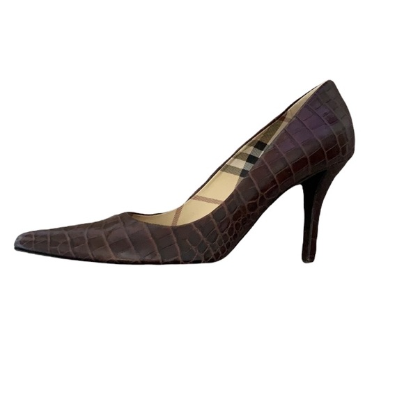 Burberry Heels - Picture 1 of 12